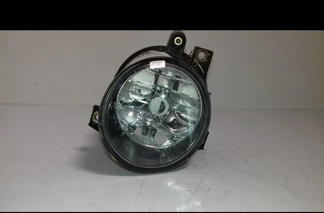 Phare antibrouillard avant gauche Volkswagen POLO (9N_, 9A_) 1.2 12v (2001-2007) 5 portes occasion