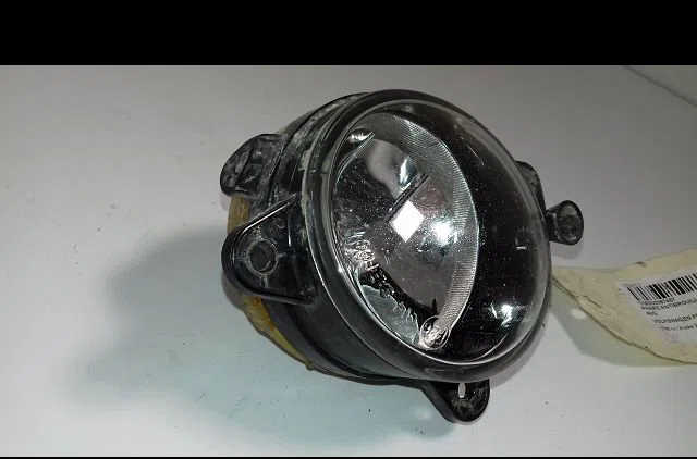 Phare antibrouillard avant gauche Volkswagen POLO (9N_, 9A_) 1.2 (2002-2007) occasion