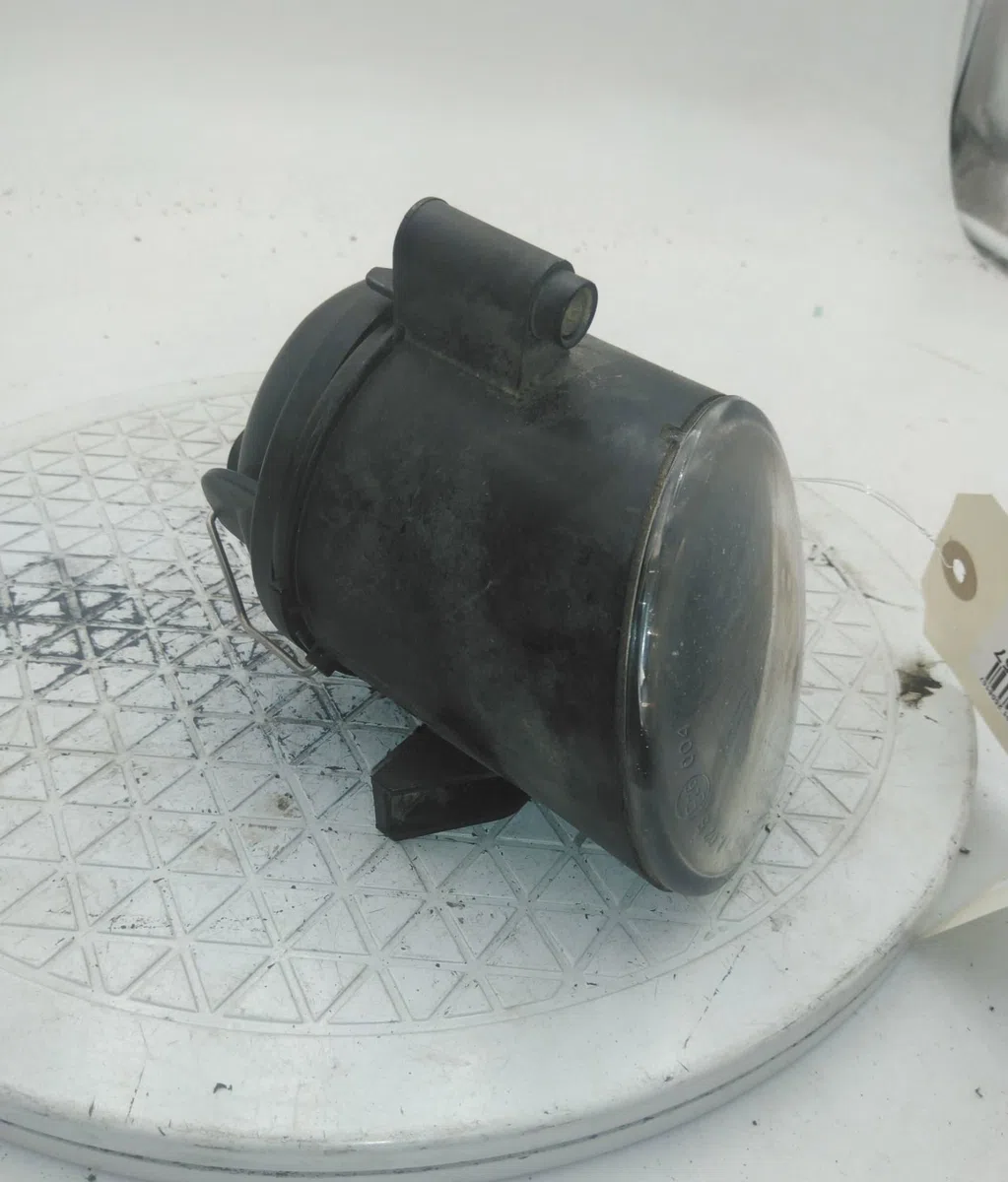 Phare antibrouillard avant gauche VOLKSWAGEN POLO IV occasion