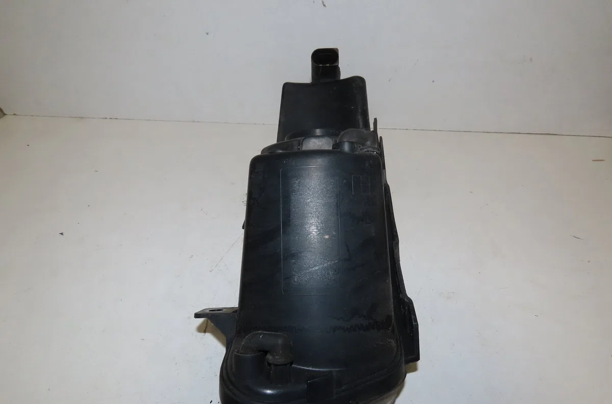 Phare antibrouillard avant gauche Volkswagen POLO V (6R1, 6C1) 1.2 (2009) occasion