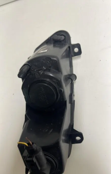 Phare antibrouillard avant gauche Volkswagen POLO V (6R1, 6C1) 1.6 tdi (2009) 5 portes occasion
