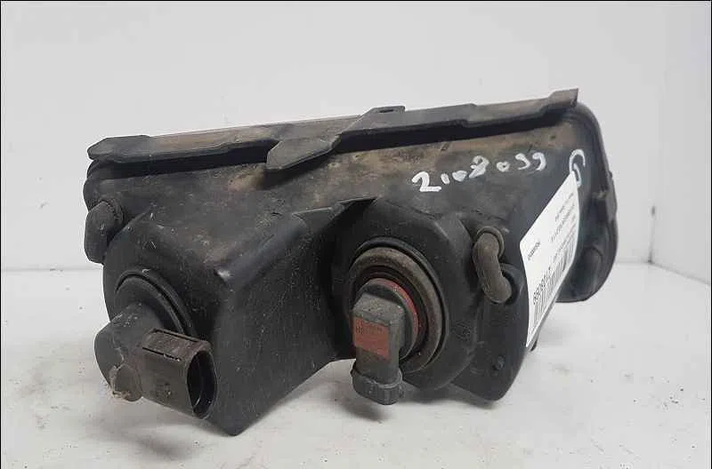 Phare antibrouillard avant gauche VOLKSWAGEN POLO V occasion