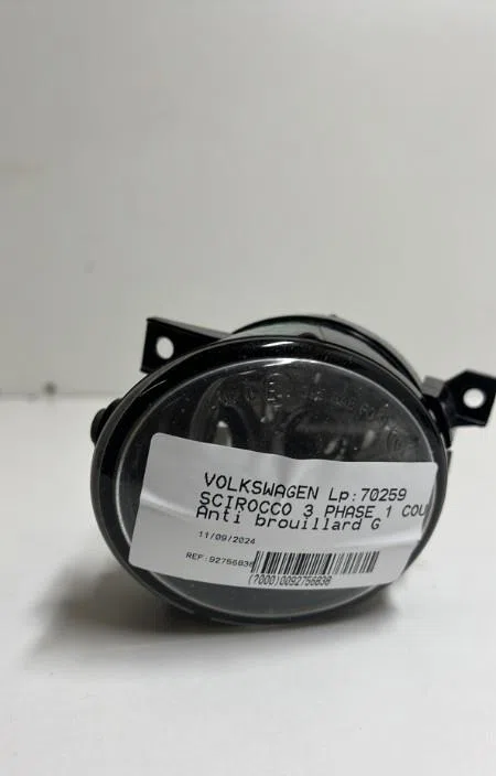 Phare antibrouillard avant gauche Volkswagen SCIROCCO III (137, 138) 2.0 tdi (2010-2017) occasion