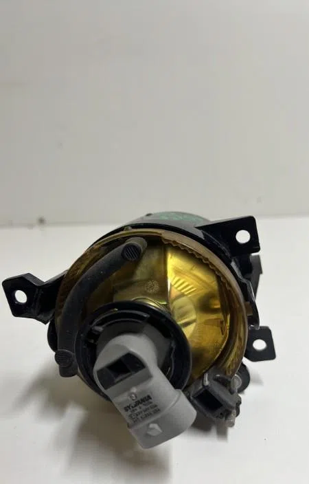 Phare antibrouillard avant gauche Volkswagen SCIROCCO III (137, 138) 2.0 tdi (2010-2017) occasion