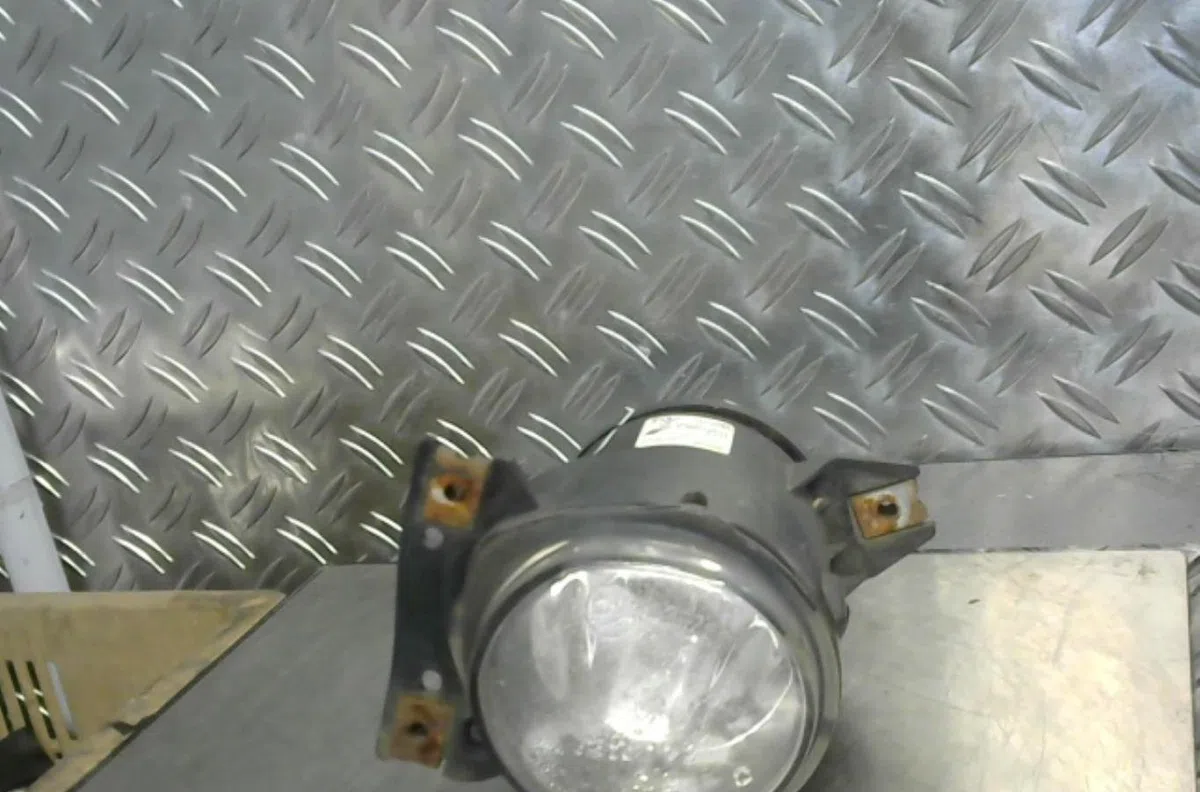 Phare antibrouillard avant gauche Volkswagen SHARAN (7M8, 7M9, 7M6) 1.9 tdi (1996-2000) occasion