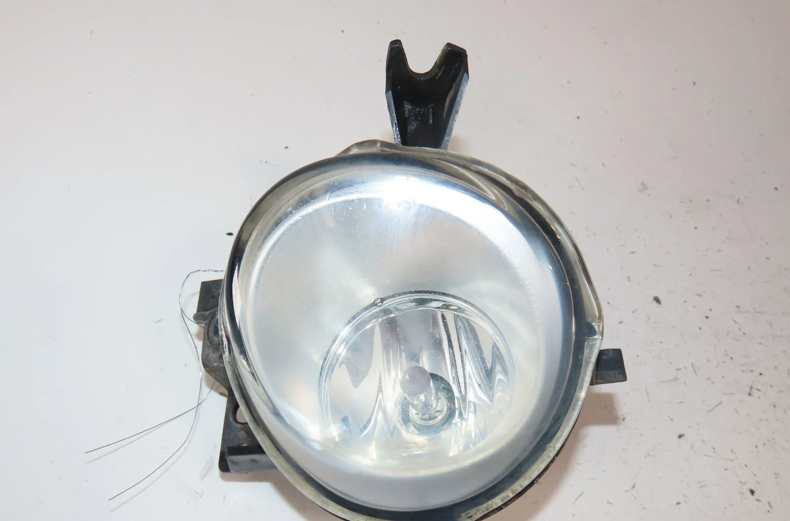 Phare antibrouillard avant gauche Volkswagen TOUAREG (7LA, 7L6, 7L7) 3.0 v6 tdi (2004-2010) occasion