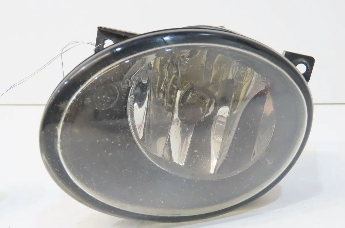 Phare antibrouillard avant gauche Volkswagen TOURAN (1T1, 1T2) 1.9 tdi (2003-2004) 5 portes occasion