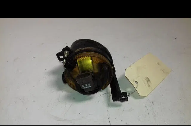 Phare antibrouillard avant gauche Volkswagen TOURAN (1T1, 1T2) 1.9 tdi (2003-2004) 5 portes occasion