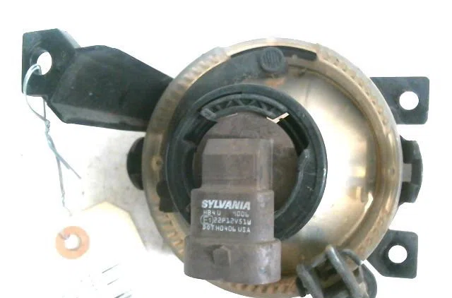 Phare antibrouillard avant gauche VOLKSWAGEN TOURAN occasion