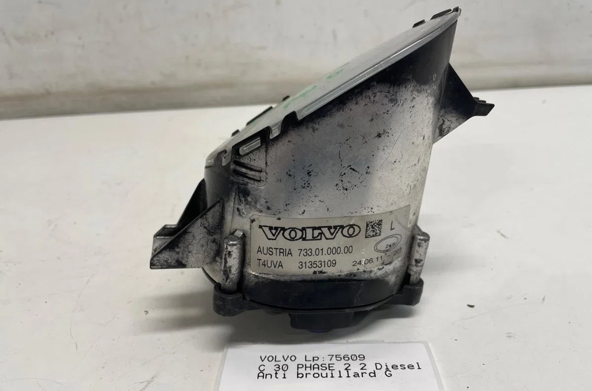 Phare antibrouillard avant gauche Volvo C30 (533) D3 (2010-2012) occasion