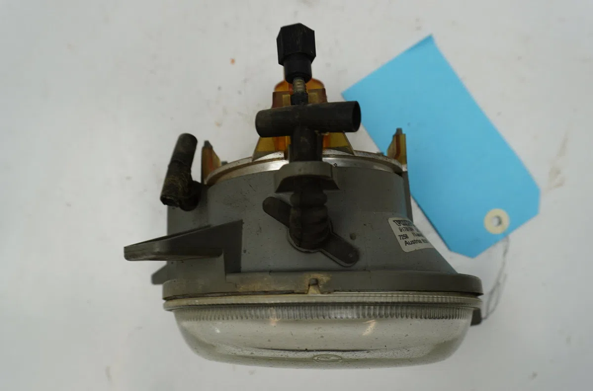 Phare antibrouillard avant gauche Volvo S60 I (384) D5 (2001-2010) occasion