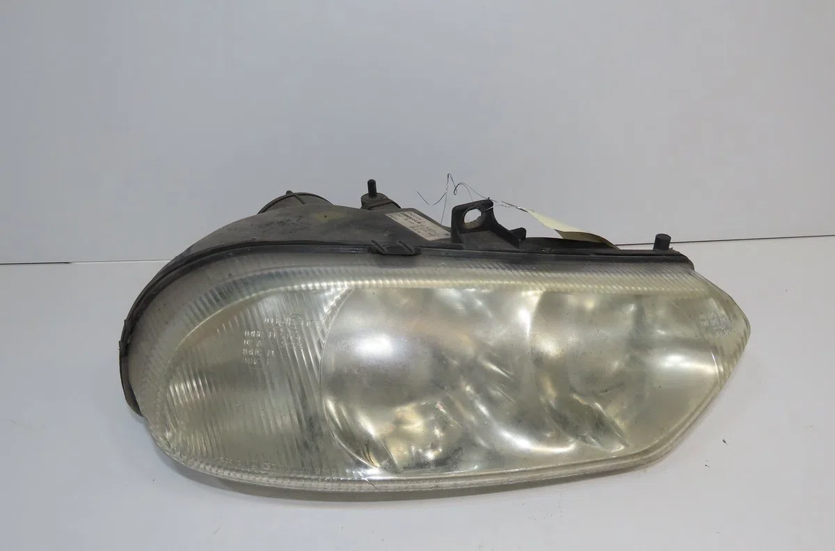Phare droit Alfa romeo 156 Sportwagon (932_) 1.9 jtd (932b2b, 932b2c) (2001-2006) occasion