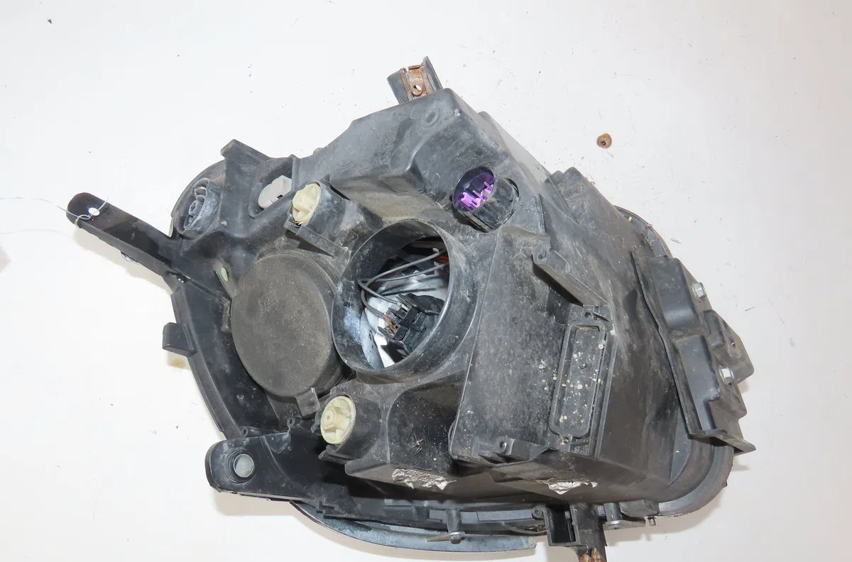 Phare droit Alfa romeo MITO (955_) 1.3 multijet (955axp1a, 955ayc1a) (2009-2018) 3 portes occasion