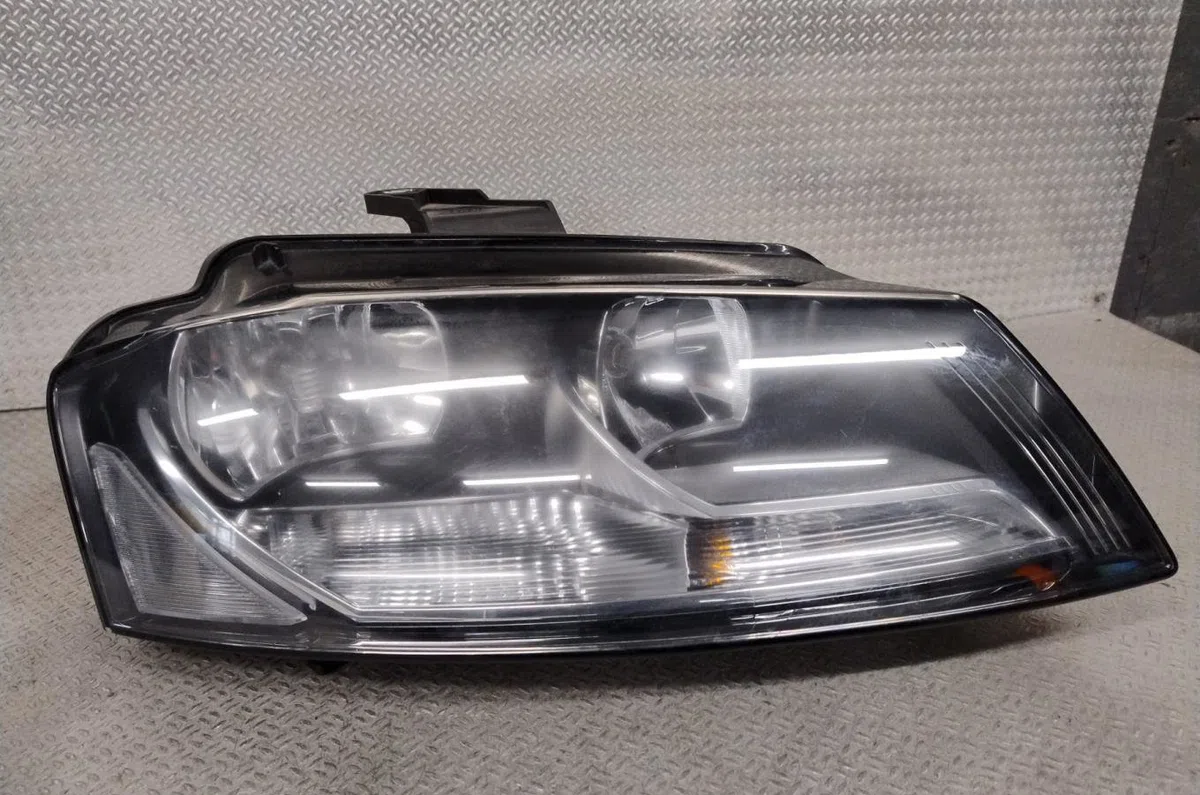 Phare droit Audi A3 (8P1) 1.6 tdi (2009-2012) occasion