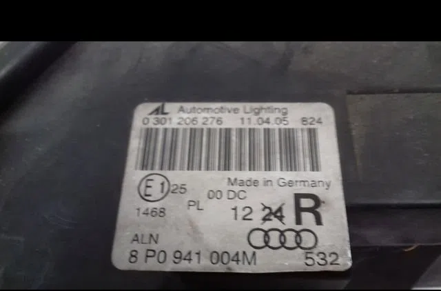 Phare droit Audi A3 (8P1) 2.0 tdi 16v (2003-2012) 3 portes occasion