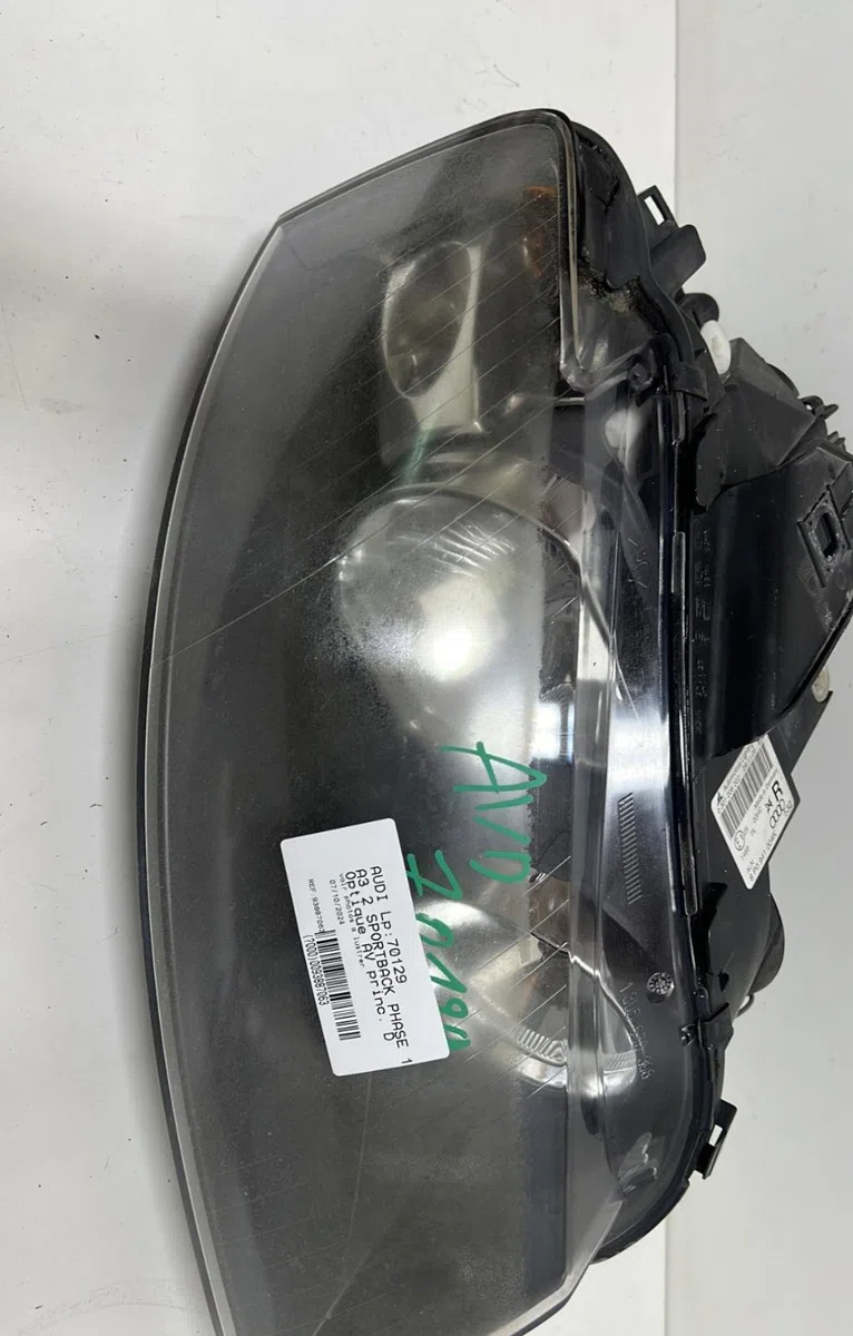 Phare droit Audi A3 Sportback (8PA) 2.0 tdi (2004-2013) 5 portes occasion