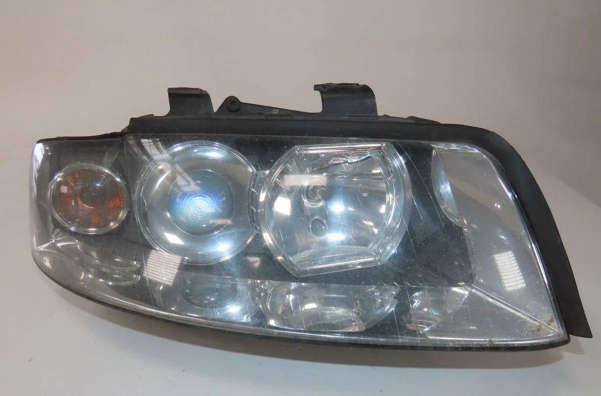 Phare droit Audi A4 B6 (8E2) 1.9 tdi (2000-2004) occasion