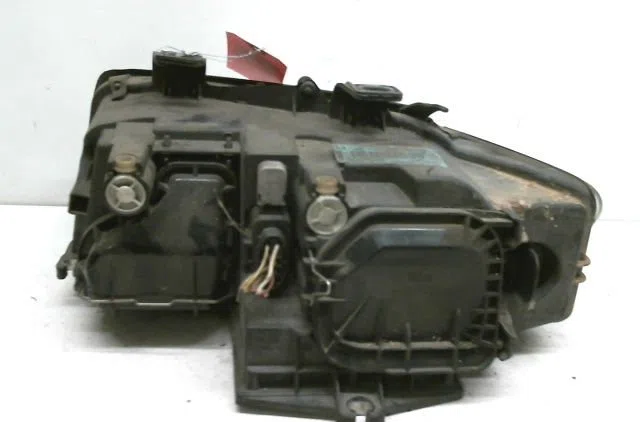 Phare droit Audi A4 B6 Avant (8E5) 1.9 tdi (2001-2004) occasion