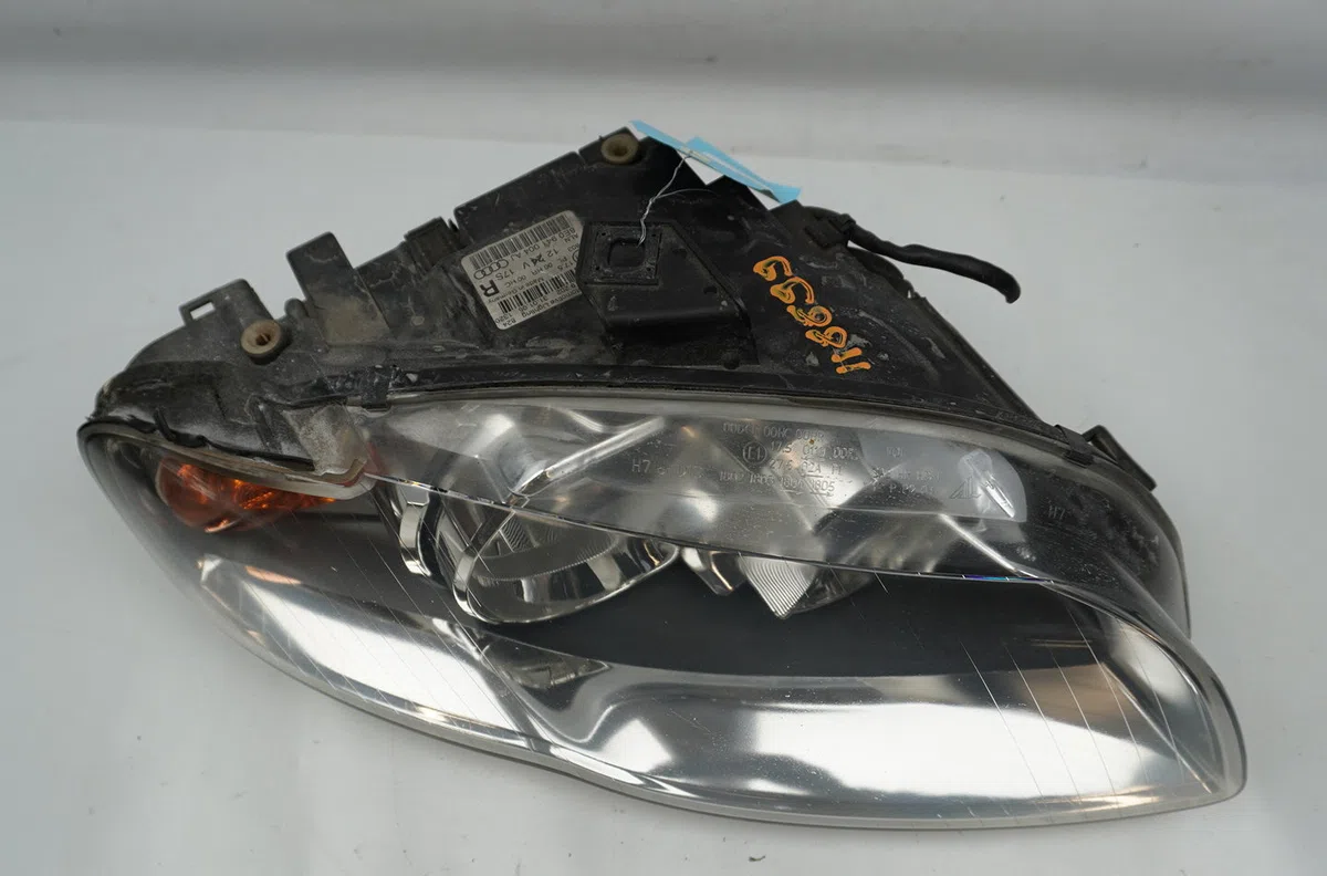 Phare droit Audi A4 B7 Avant (8ED) 2.0 tdi 16v (2004-2008) occasion