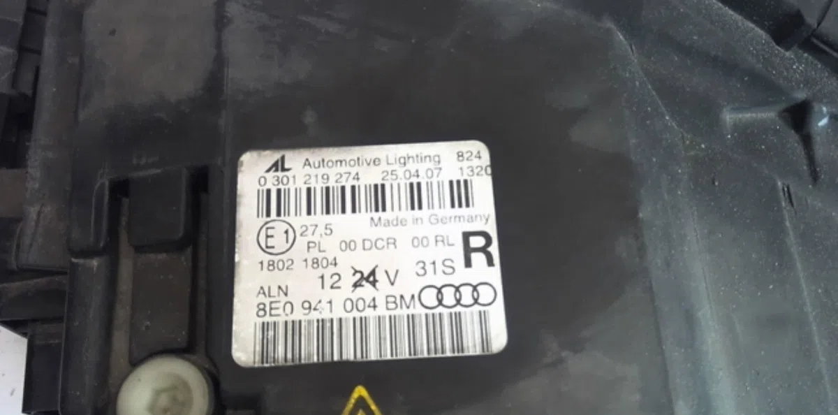 Phare droit Audi A4 B7 Avant (8ED) 2.0 tdi (2004-2008) occasion