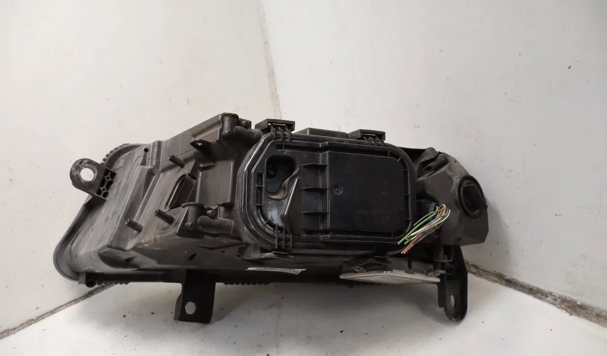 Phare droit Audi A6 Allroad C6 (4FH) 3.0 tdi quattro (2006-2008) occasion