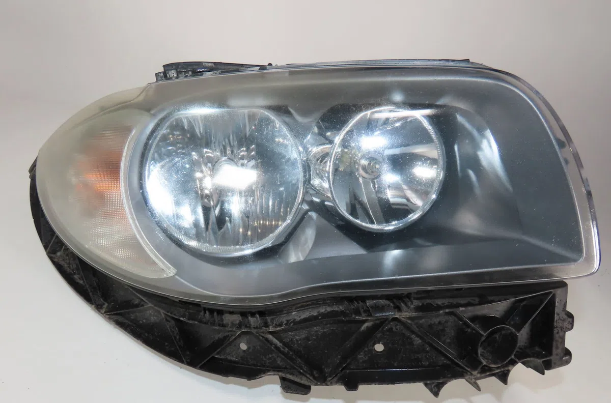 Phare droit Bmw 1 (E87) 118 d (2004-2007) 5 portes occasion