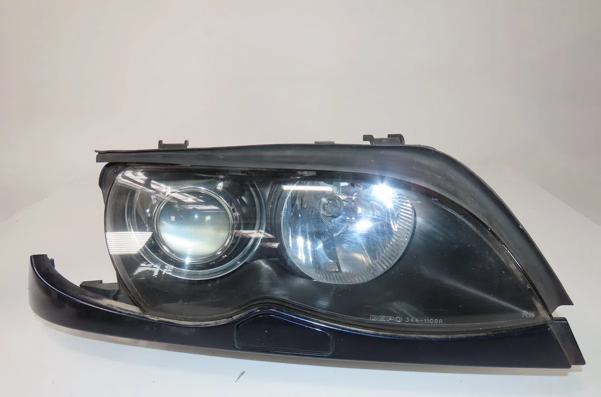 Phare droit Bmw 3 (E46) 330 d (1999-2005) 4 portes occasion