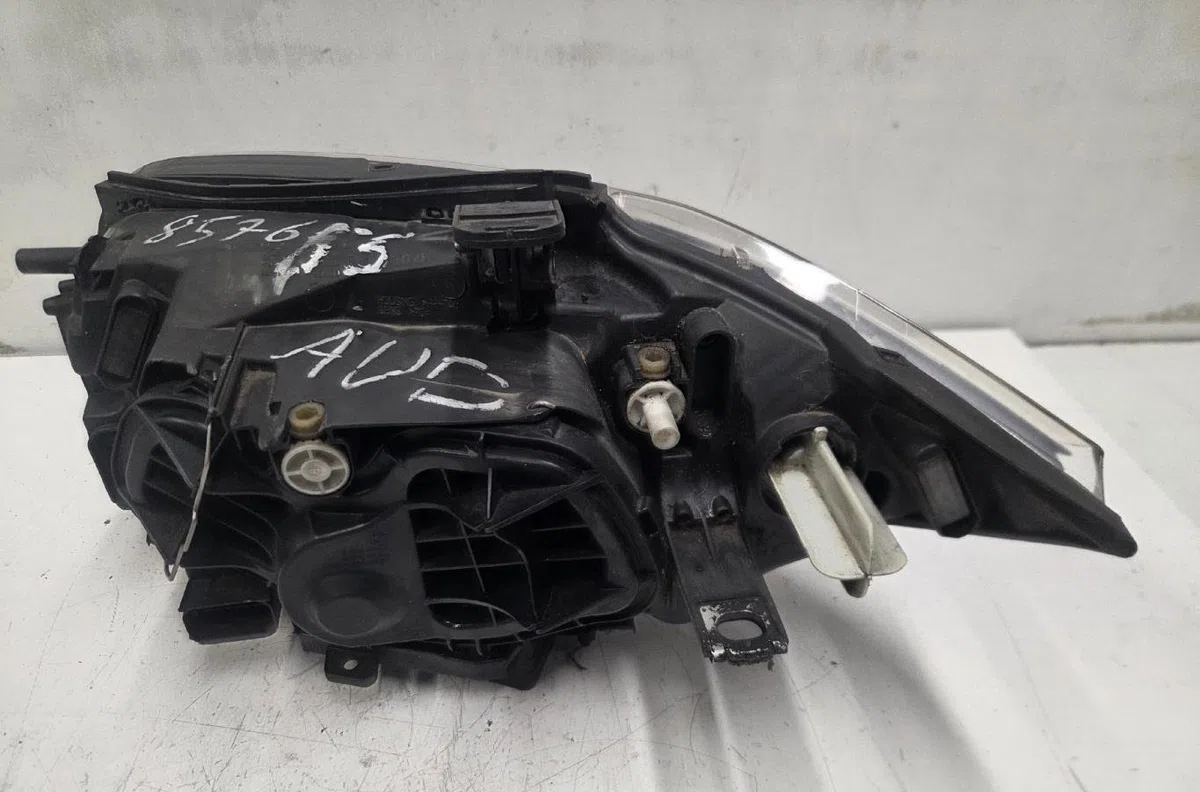 Phare droit BMW SERIE 1 E87 PHASE 2 occasion