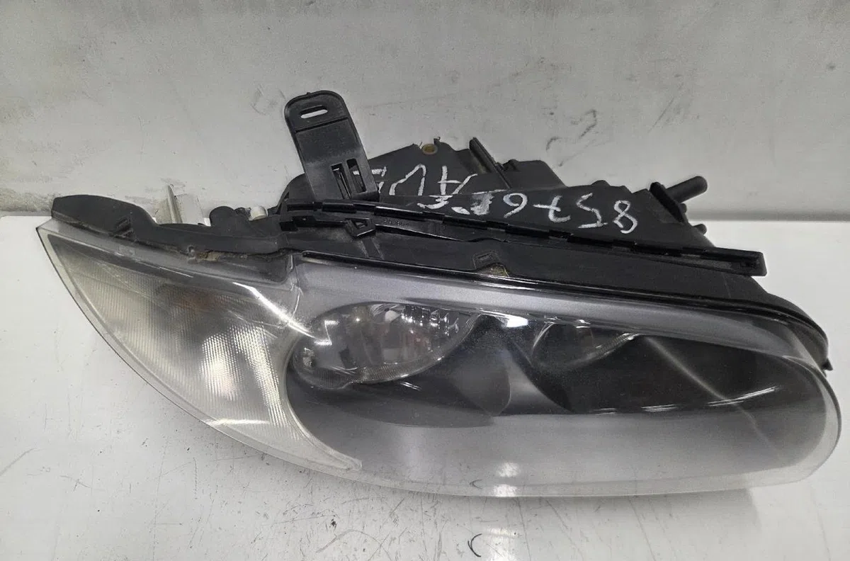 Phare droit BMW SERIE 1 E87 PHASE 2 occasion