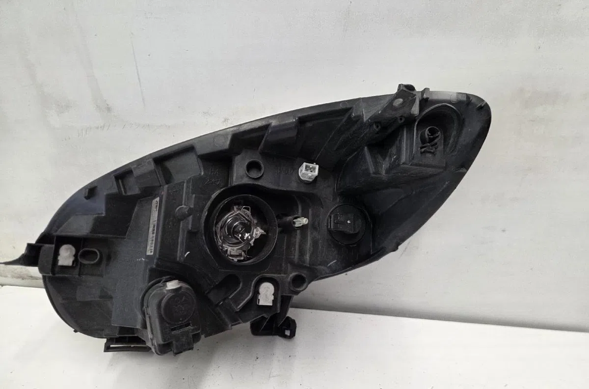 Phare droit CITROEN C1 1 PHASE 2 occasion