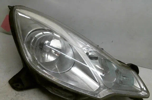 Phare droit Citroen C3 II (SC_) 1.4 hdi 70 (sc8hzc, sc8hr0, sc8hp4) (2009) 5 portes occasion