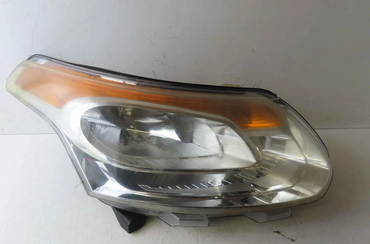 Phare droit CITROEN C3 PICASSO occasion