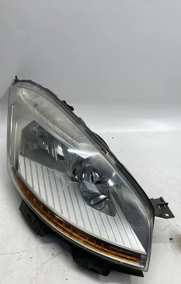Phare droit Citroen C4 GRAND PICASSO I (UA_) 1.6 hdi (2006-2011) 5 portes occasion