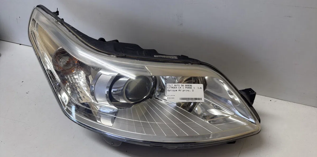 Phare droit Citroen C4 I (LC_) 1.6 16v (2004-2011) 5 portes occasion