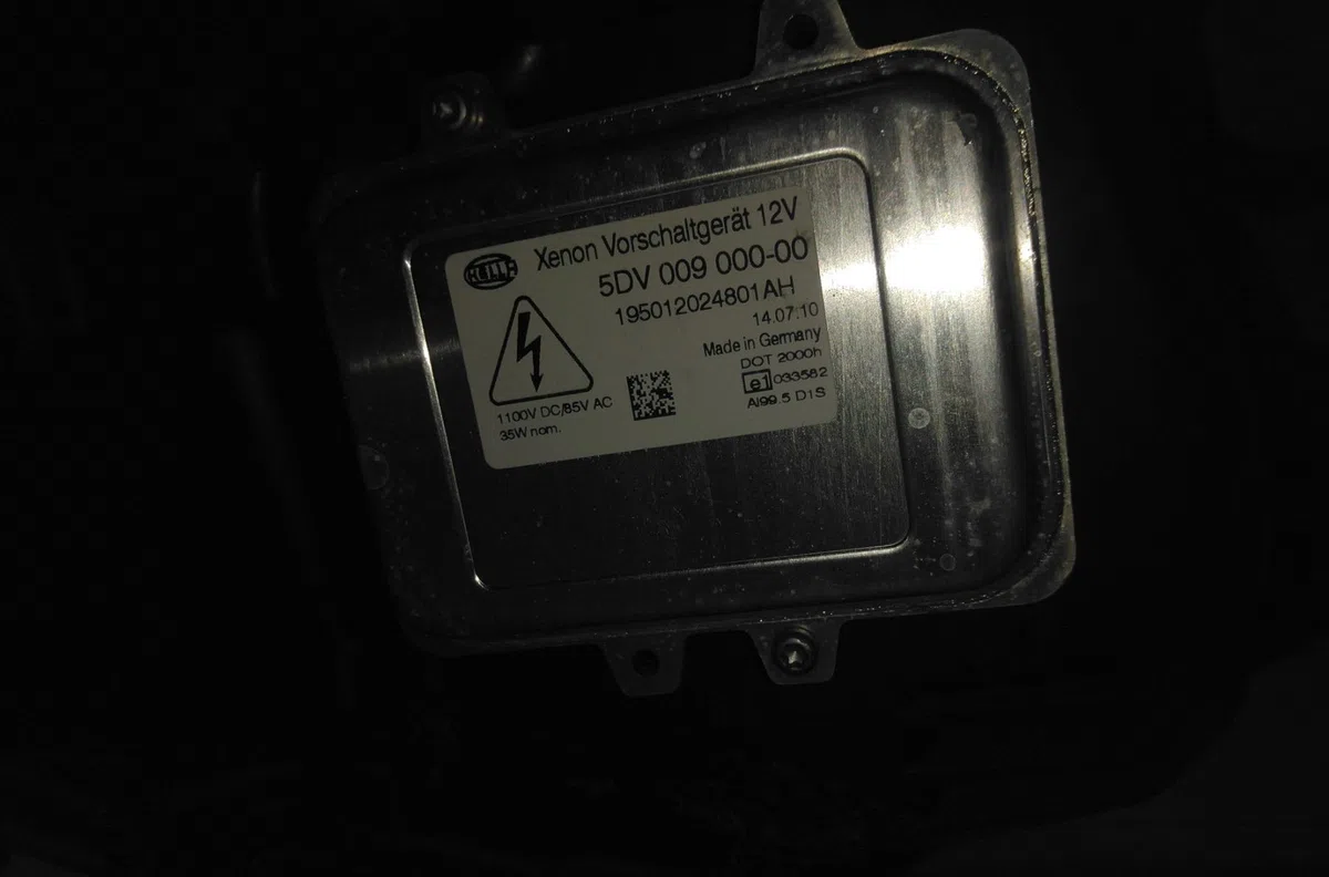 Phare droit CITROEN C4 PICASSO I occasion