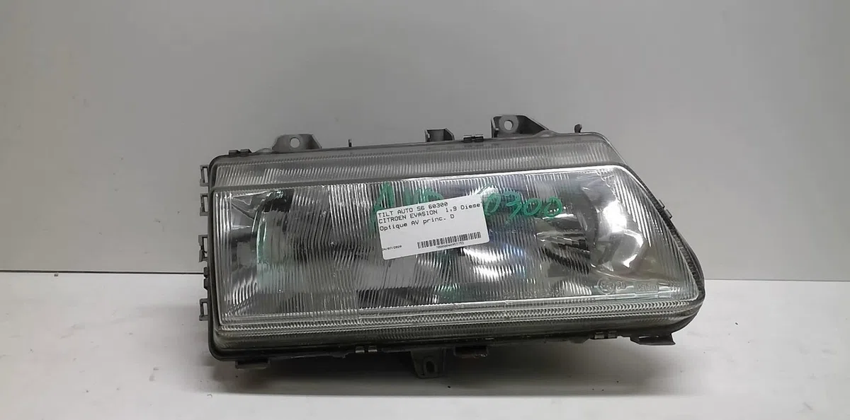 Phare droit Citroen EVASION Monospace (22, U6) 1.9 td (1994-2002) occasion