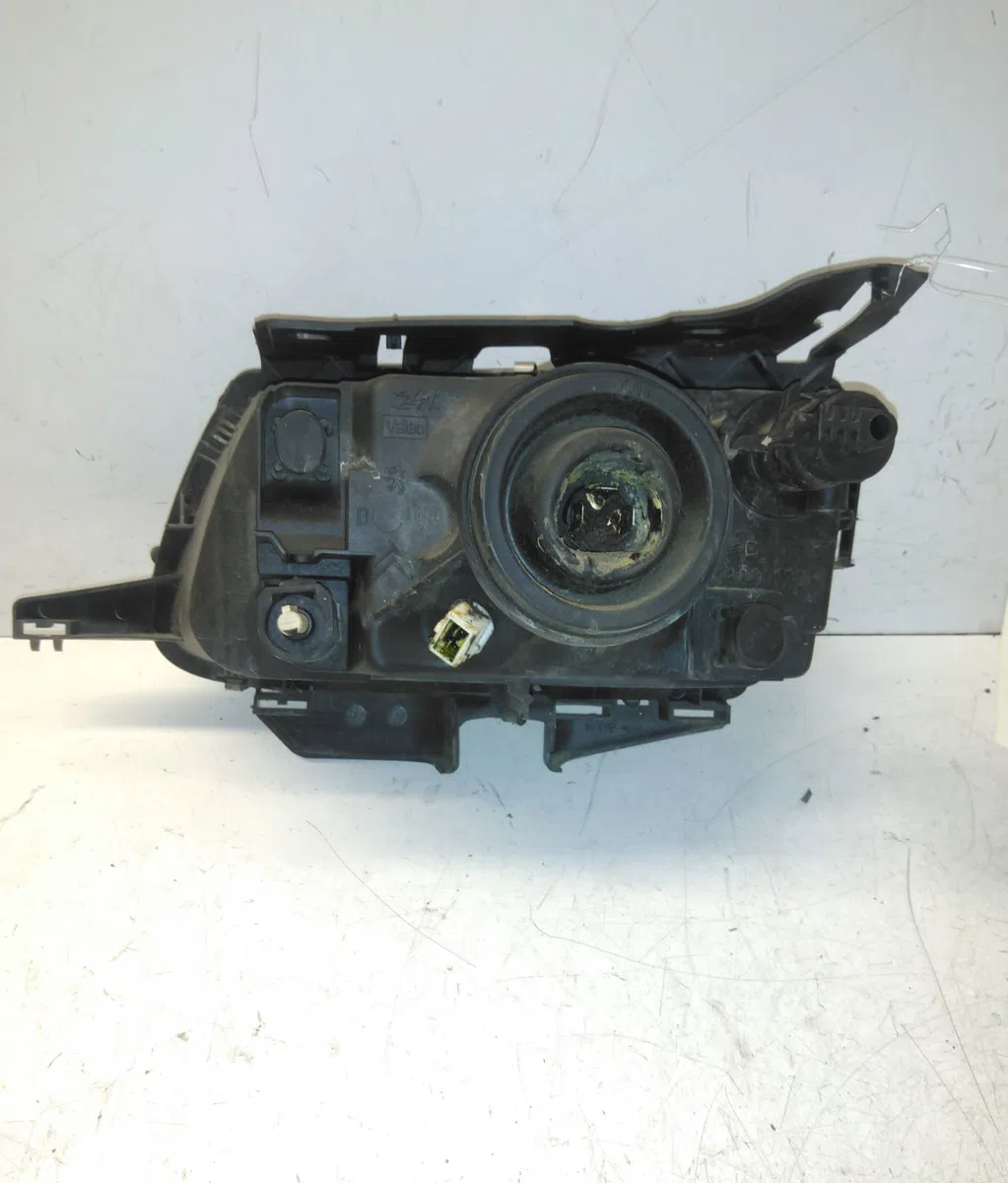 Phare droit Citroen SAXO (S0, S1) 1.4 vts (1996-2003) occasion
