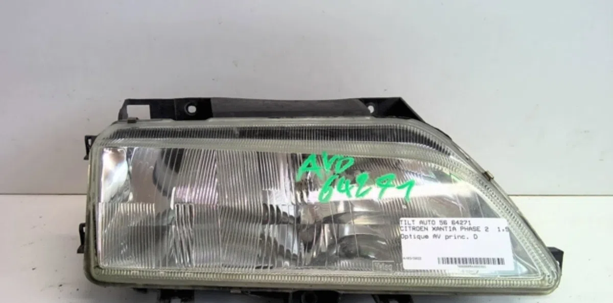 Phare droit Citroen XANTIA (X1_, X2_) 1.9 turbo d (1993-2003) occasion