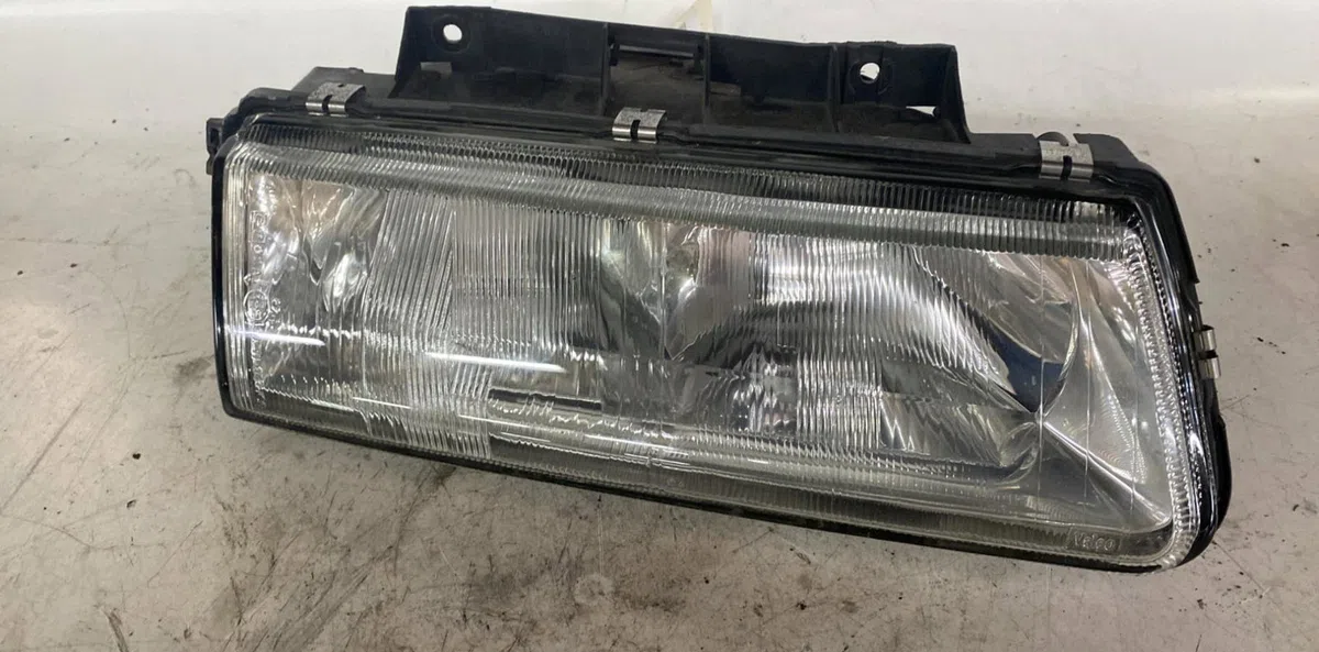 Phare droit Citroen XANTIA (X1_, X2_) 1.9 turbo d (1993-2003) occasion