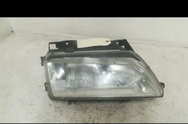 Phare droit Citroen XANTIA (X1_, X2_) 2.0 i 16v (1993-1998) occasion