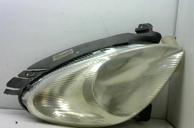 Phare droit Citroen XSARA PICASSO (N68) 2.0 hdi (1999-2011) 5 portes occasion