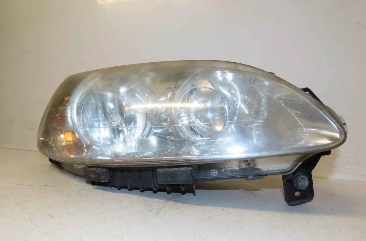 Phare droit FIAT CROMA II occasion