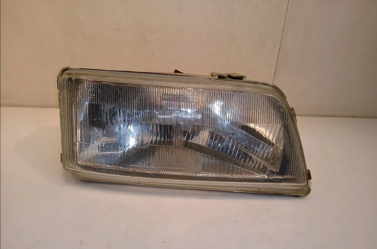 Phare droit Fiat DUCATO Camion plate-forme-Châssis (230_) 1.9 td (1994-2002) occasion