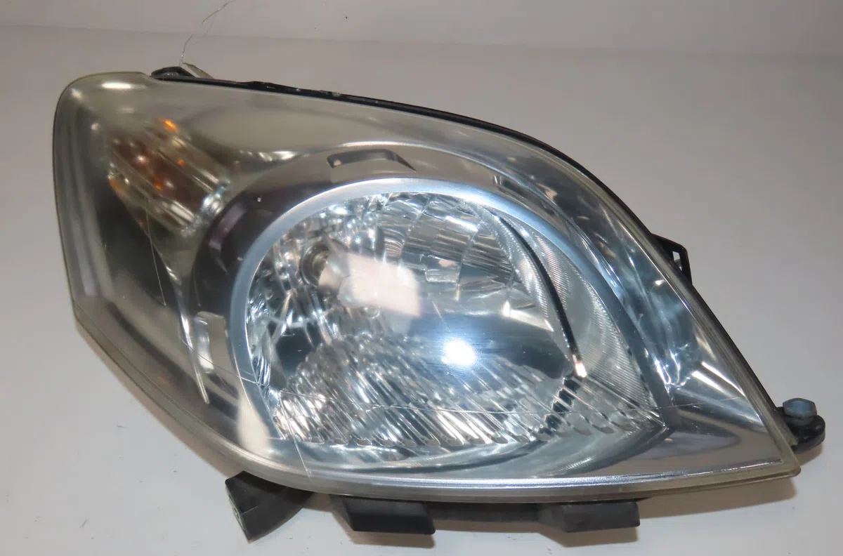 Phare droit Fiat FIORINO Camionnette-Monospace (225_) 1.3 d multijet (225bxd1a, 225bxb1a, 225bxb11) (2007) occasion