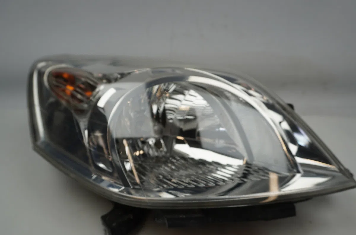 Phare droit Fiat FIORINO Camionnette-Monospace (225_) 1.4 natural power (225bxc1a, 225axc1a) (2008) occasion