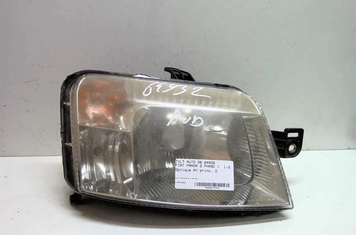Phare droit Fiat PANDA (169_) 1.2 (169.axb11, 169.axb1a) (2003) 5 portes occasion