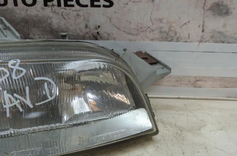 Phare droit FIAT PUNTO 1 PHASE 1 occasion