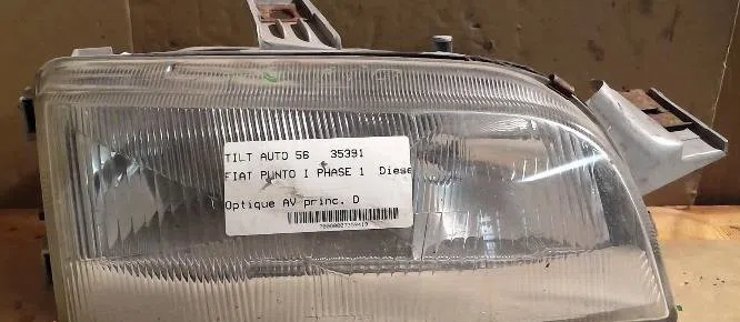 Phare droit Fiat PUNTO (176_) 1.7 td (1994-1999) occasion