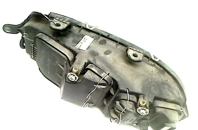 Phare droit Fiat PUNTO (188_) 1.2 16v 80 (188.233, .235, .253, .255, .333, .353, .639,... (1999-2006) occasion
