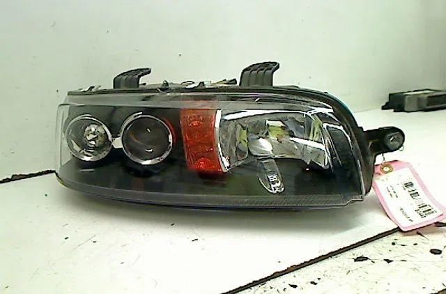 Phare droit Fiat PUNTO (188_) 1.2 16v 80 (188.233, .235, .253, .255, .333, .353, .639,... (1999-2006) occasion